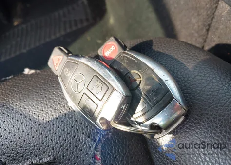 2008 Mercedes-Benz C 300 Luxury 4Matic/Sport 4Matic from USA, damaged, VIN WDDGF81X18F115096